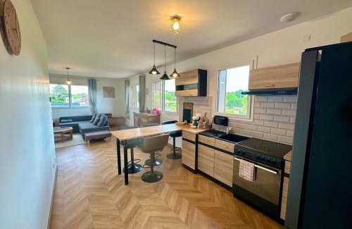 Onesse-et-Laharie Apartment | Cocon landais entre piscine et océan