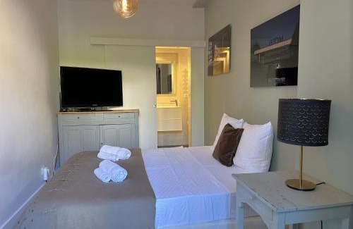Fabron Apartment | Cocon Provençale à 5 min de la mer