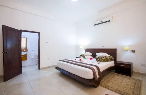 Elmina Hotel | Coconut Grove Beach Resort