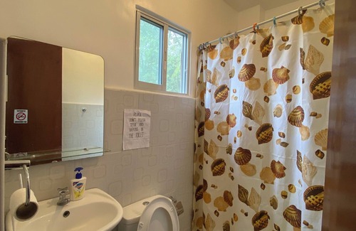 Basdiot House | Coconut Inn