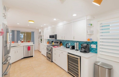 Orlando Beach House | Coconuts Cove Retreat By the Sea