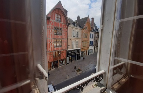 Troyes Apartment | Cocoon - historic heart of Troyes - Quiet