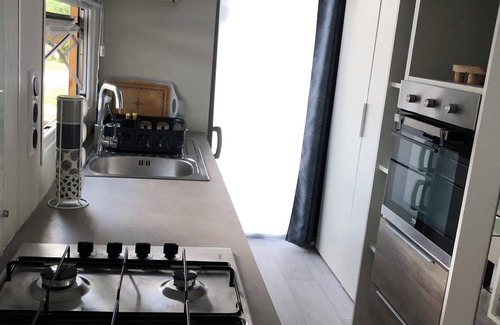 Montauriol House | Cocooning in the rising sun