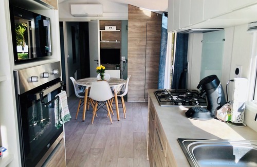 Montauriol House | Cocooning in the rising sun