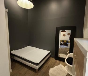 Perrache Apartment | Coeur Confluence T2