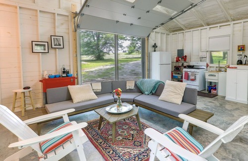 Coffeyville Apartment | Coffeyville Countryside Studio w/Fire Pit!