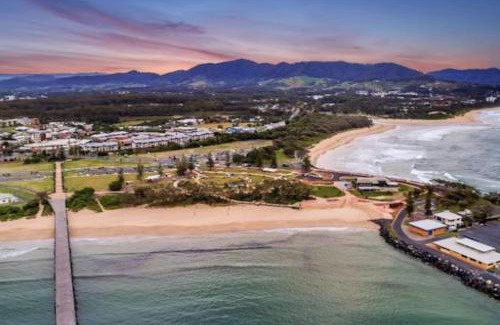 Coffs Harbour House | Coffs Pit Stop - 1 Bedroom CBD