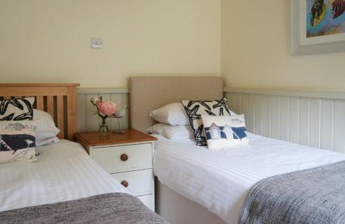 Kingsbridge House | Colby Cottage