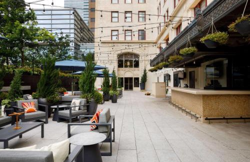 Downtown Oklahoma City Hotel | Colcord Hotel Oklahoma City, Curio Collection by Hilton
