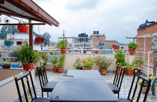 Kathmandu House | ColdFeet Home
