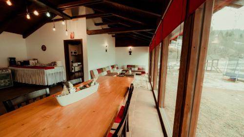 Ciocanesti Ski Chalet | Coliba Plutasilor