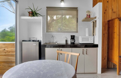 San Isidro Cabin | Colibri Studio Near SJO Airport & Poas Volcano