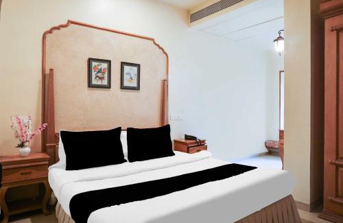 Aundh Hotel | Collection O Baner Road Pune formerly HotelRajwada