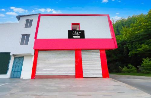 Delhi Hotel | Collection O Burari New Delhi