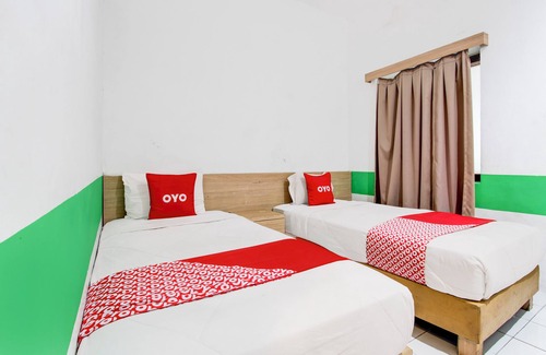 Surakarta Hotel | Collection O Jalan Slamet Riyadi Near Kampung Batik Kauman Formerly Hotel Grand Kota