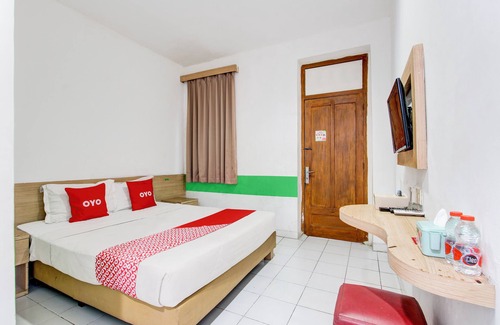 Surakarta Hotel | Collection O Jalan Slamet Riyadi Near Kampung Batik Kauman Formerly Hotel Grand Kota