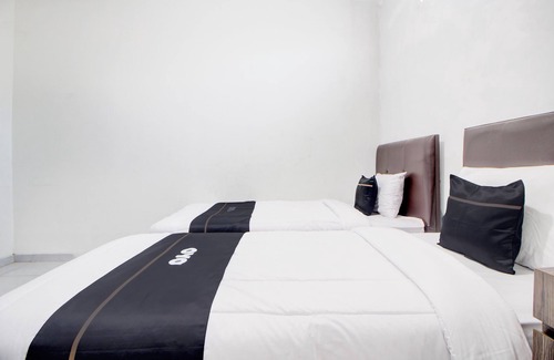 Surakarta Hotel | Collection O Omah Joyo Solo Inn Near Keraton Surakarta