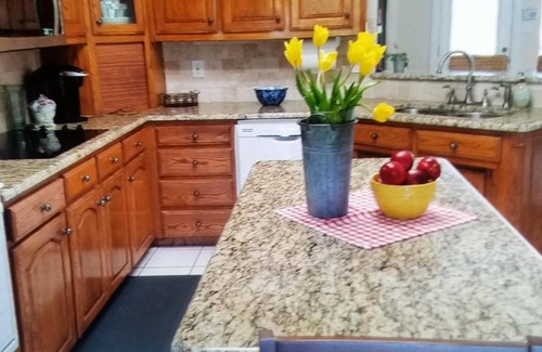Colleyville House | Colleyville near DFW, shopping,sports venues, tranquil and private