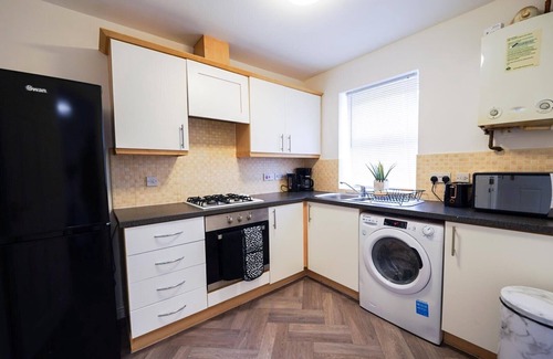 Seisdon House | Collingwood Place, Birmingham with Free Parking