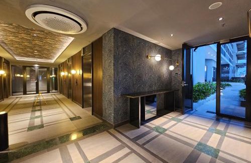 Pinang Apartment | Collins Boulevard Apartemen Serpong U2827A