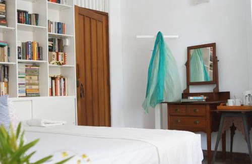 Cinnamon Gardens House | Colombo 07 Charming Home Stays