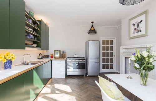 Emsworth House | Colonial Home a Stones Throw From the Water with Parking