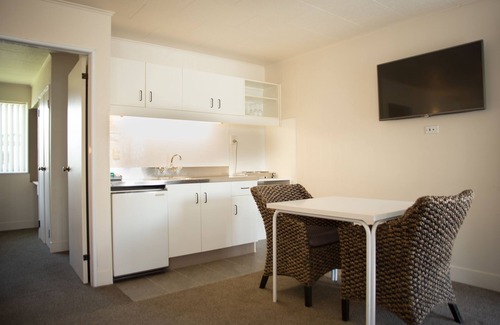 Gisborne Hotel | Colonial on Gladstone