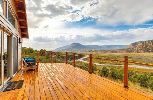 Battlement Mesa Cabin | Colorado River Getaway in Parachute: Dogs Welcome!