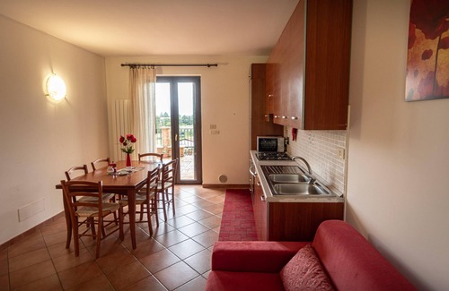 Rivotorto Apartment | Colorful and renovated apartment for six people with air conditioning and kitchen