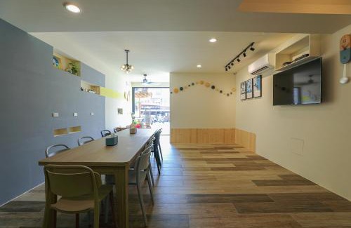 Magong House | Colorful Balloons Homestay