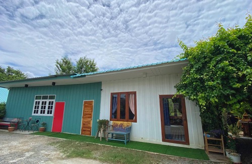 Saraphi Cottage | Colorful Charming cottage in tranquil with local touch