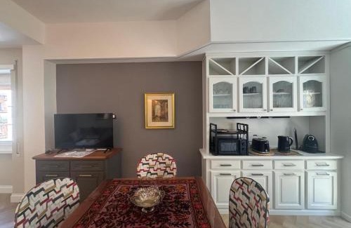 Quartiere XXIV Don Bosco Apartment | Colorful Comfort in the Real Rome