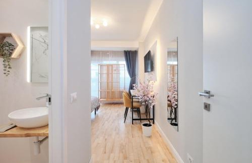 Quartiere XXIX Ponte Mammolo House | Colosseum at 18 Min by Metro Bright and Cozy Room - Free Parking Pool Access - AC and WiFi