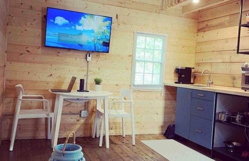 Fenelon Falls Cabin | Columba - New Lofted Kabin
