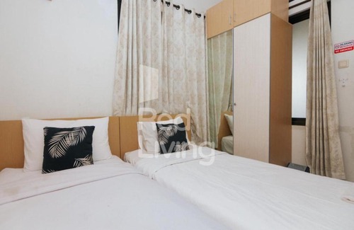 Karawang Hotel | Columbus Residence J10 near RSUD Karawang Mitra RedDoorz