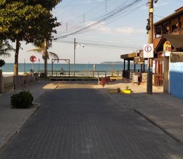Canto Grande Apartment | Com uma linda vista para o mar, á 30m da praia.