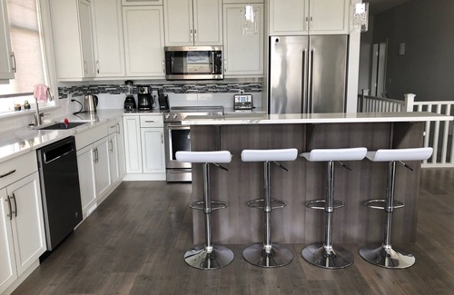 Okanagan-Similkameen House | Come and enjoy our lovely Pinot House Getaway in beautiful Osoyoos BC Canada.