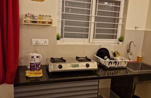 Gachibowli Apartment | Come and Experience Cozy 1-bedroom apartment with WiFi, AC in amazing Hyderabad