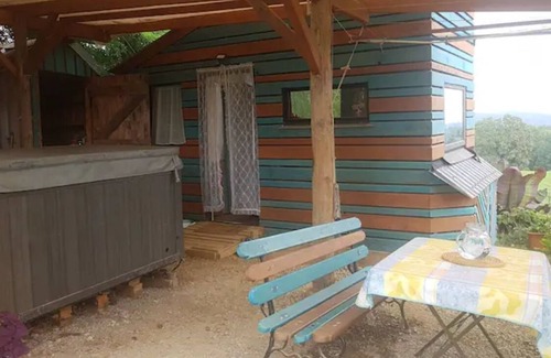 Gan Ski Chalet | Come and recharge your batteries in our Tiny house between the sea and the mountains