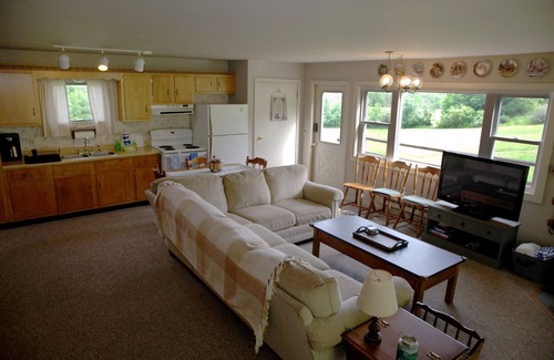 Bath House | Come and relax at Blueberry Cabin