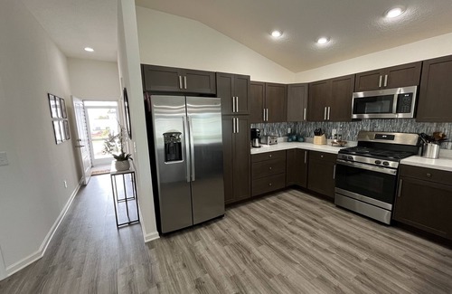 Okahumpka House | Come discover your Oasis in The Villages: A relaxing retreat in Lake Denham!