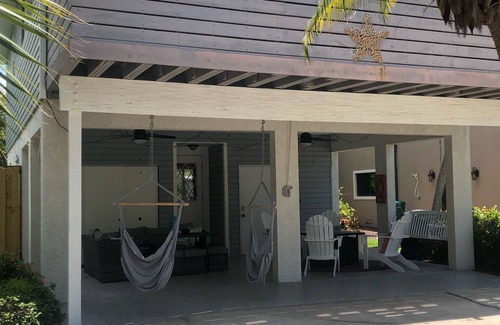Englewood House | Come enjoy an unforgettable family vacation on Manasota Key