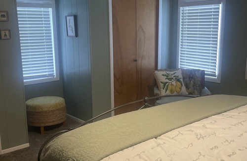 Wellfleet House | Come see us in Wellfleet, the home of horse races down Main Street.