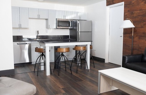 Minden Hotel | Come stay in this 1st floor 1 bedroom suite in Nevada!