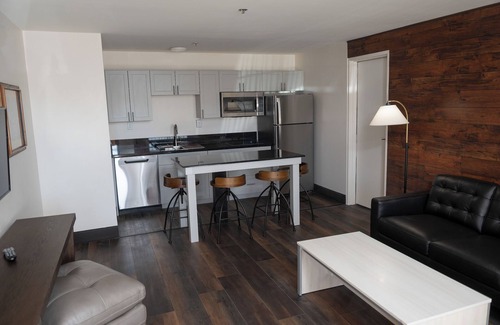 Minden Hotel | Come stay in this 2nd floor 1 bedroom suite in Nevada!