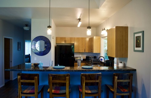 Keaau House | Come & stay with us at the beautiful & peaceful Bird's Nest