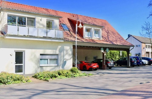 Region Hannover District Apartment | Comf. mod. Apartment -Anker-(120m2) in the middle of Steinhude, wallbox, parking lot, WLAN,