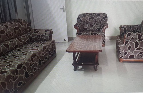 Varanasi Apartment | Comfort and cleanliness. Live pure n simple . Connected with high-speed B/band