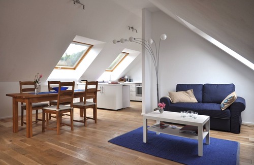 Leutschach Apartment | Comfort apartment with panoramic views of the vineyards, WiFi