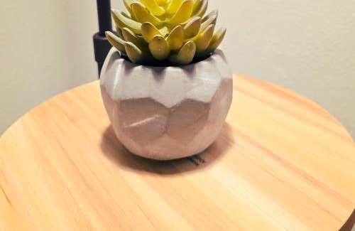 Mobile House | Comfort By the Bay Close to Mobile International Airport